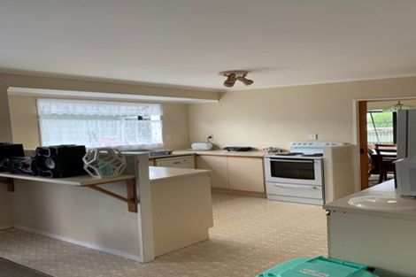 Photo of property in 23 Sandgate Avenue, Botany Downs, Auckland, 2010