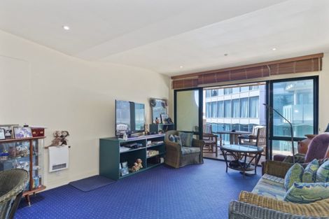 Photo of property in 6 Adams Avenue, Mount Maunganui, 3116