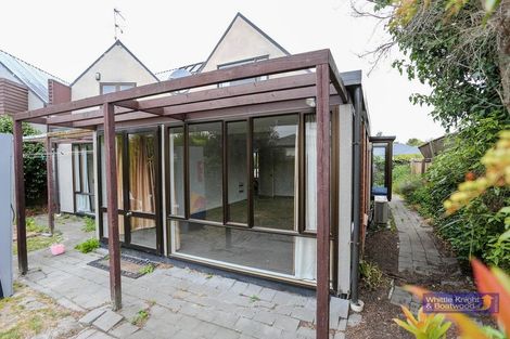 Photo of property in 4 Montana Avenue, Ilam, Christchurch, 8041