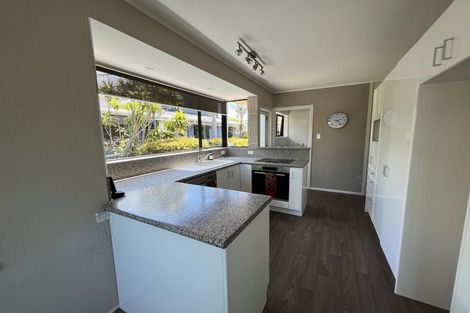 Photo of property in 37 Stanaway Street, Hillcrest, Auckland, 0627