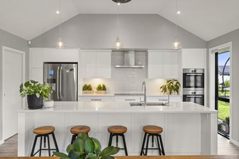 Photo of property in 131 Saint Kilda Road, Cambridge, 3434