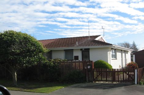 Photo of property in 2/32 Mountbatten Street, New Brighton, Christchurch, 8061