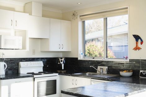 Photo of property in 8a Rowan Place, Mosgiel, 9024