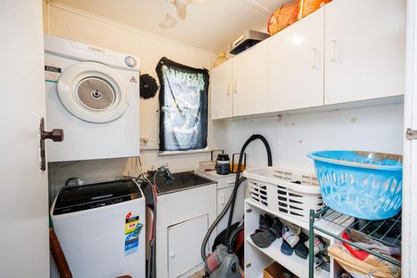 Photo of property in 19 Epsom Road, Hokowhitu, Palmerston North, 4410