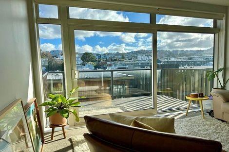 Photo of property in Vedado Apartments, 405/41 Hopper Street, Mount Cook, Wellington, 6011