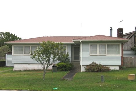 Photo of property in 16 O'donn Avenue, Beach Haven, Auckland, 0626