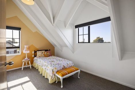 Photo of property in 28 Mccarthy Street, Hawera, 4610