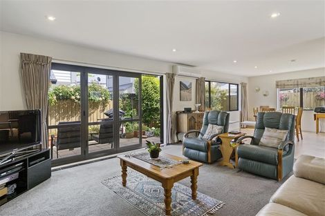 Photo of property in 393 Selwyn Street, Addington, Christchurch, 8024