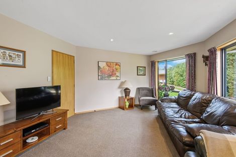 Photo of property in 37 Durrell Way, Rolleston, 7614