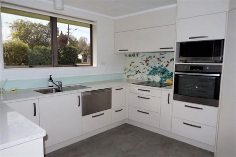 Photo of property in 13c Wanganui Road, Marton, 4710