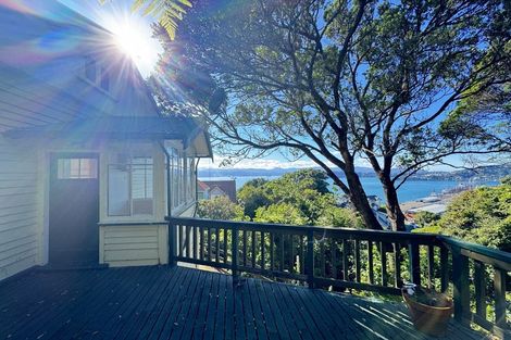Photo of property in 51f2 Barnard Street, Wadestown, Wellington, 6012