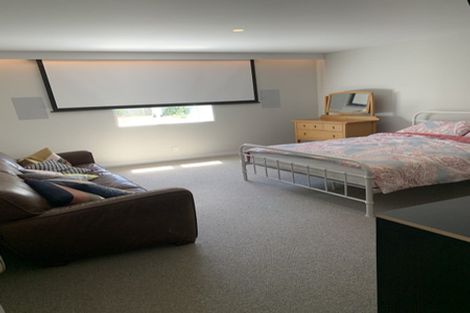 Photo of property in 16 Burnham Street, Seatoun, Wellington, 6022