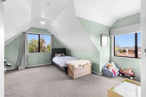 Photo of property in 34 Roberts Line, Kelvin Grove, Palmerston North, 4414