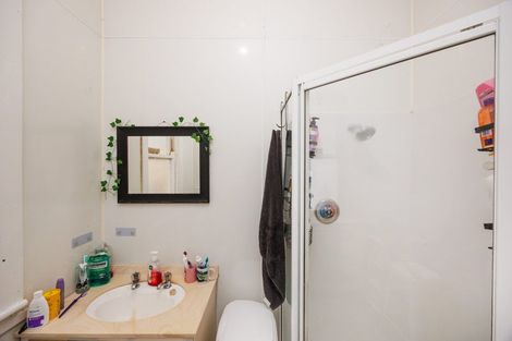 Photo of property in 31 Mcgiffert Street, Palmerston North, 4410