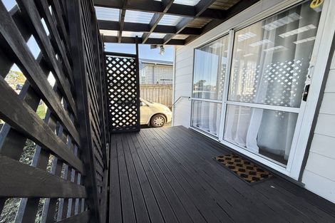 Photo of property in 43 Cleat Street, Whitby, Porirua, 5024