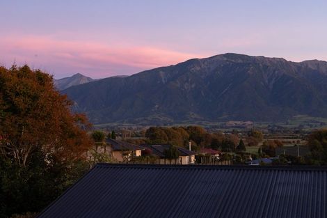 Photo of property in 7 Fyffe Avenue, Kaikoura, 7300