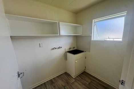 Photo of property in 12b Sturges Road, Henderson, Auckland, 0612