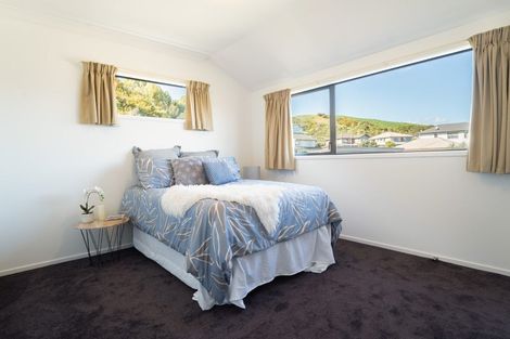 Photo of property in 4 Gifford Grove, Churton Park, Wellington, 6037
