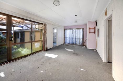 Photo of property in 87 Whitcombe Road, Opunake, 4616