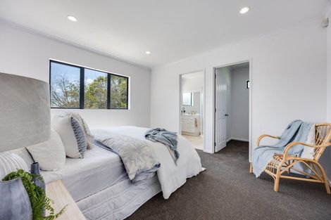 Photo of property in 12 Governor Grey Road, Snells Beach, 0920