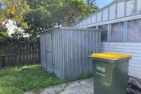 Photo of property in 131 Cascades Road, Pakuranga Heights, Auckland, 2010