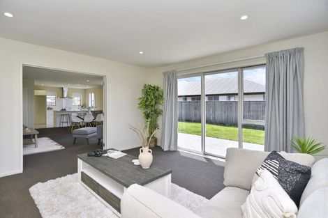 Photo of property in 12 Willowby Lane, Rangiora, 7400