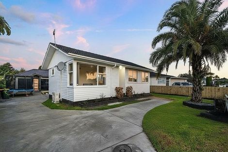Photo of property in 45 Aarts Avenue, Manurewa, Auckland, 2102