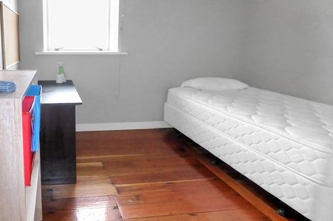 Photo of property in 4/30 Hanson Street, Mount Cook, Wellington, 6021