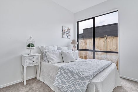 Photo of property in 7 Herekino Street, Westgate, Auckland, 0814