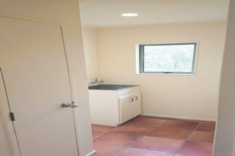 Photo of property in 2/12 Grenadine Place, Unsworth Heights, Auckland, 0632