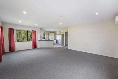 Photo of property in 55b Simpson Road, Ranui, Auckland, 0612