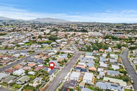Photo of property in 5a Massey Street, Westown, New Plymouth, 4310