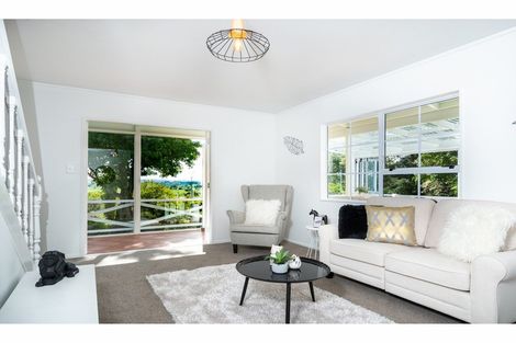 Photo of property in 147 Mangakura Road, Helensville, 0875