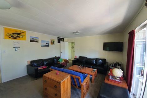 Photo of property in 8 He Awa Crescent, Waikanae, 5036