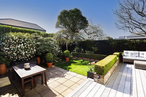 Photo of property in 2/6 Lloyd Street, Strowan, Christchurch, 8052