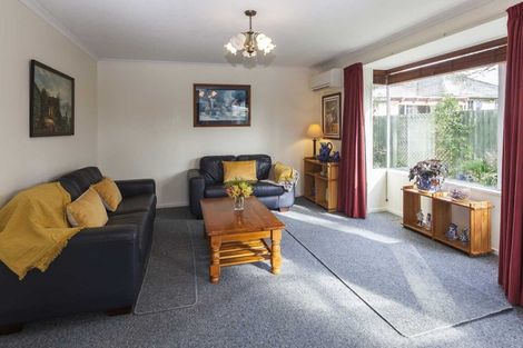 Photo of property in 2/11 Leith Place, Spreydon, Christchurch, 8024