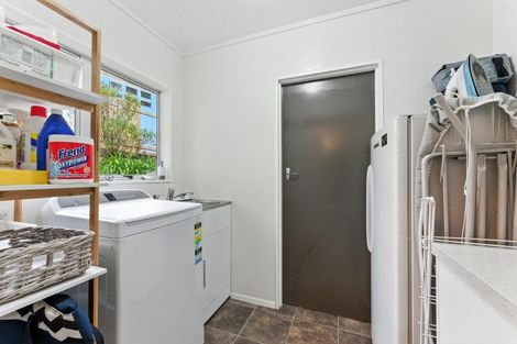 Photo of property in 32 Tararua Street, Pahiatua, 4910