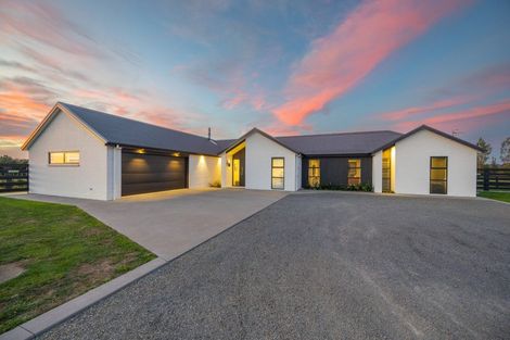 Photo of property in 79 Jackeytown Road, Tiakitahuna, Palmerston North, 4477