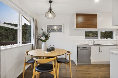 Photo of property in 58 Eskdale Road, Birkdale, Auckland, 0626