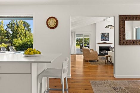 Photo of property in 10 Charlton Road, Te Awanga, 4102