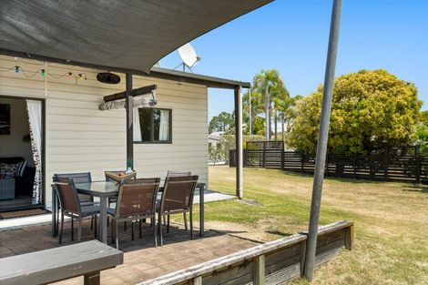 Photo of property in 19 Mccormick Place, Pauanui, Hikuai, 3579