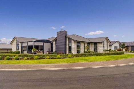 Photo of property in 3 Roseberry Place, Whitianga, 3510