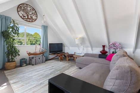 Photo of property in 14 Cumming Street, Okato, 4335