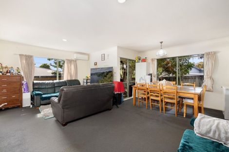 Photo of property in 80 Welcome Bay Road, Welcome Bay, Tauranga, 3112