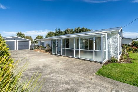 Photo of property in 145 Mcquarrie Street, Kingswell, Invercargill, 9812