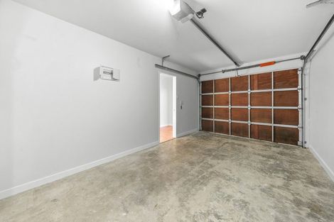 Photo of property in 124b The Ridgeway, Mornington, Wellington, 6021