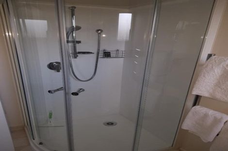 Photo of property in 7f Newcastle Street, Clyde, 9330