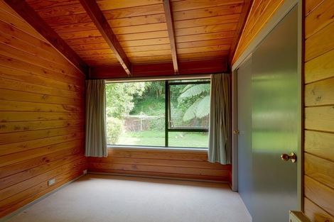 Photo of property in 12a Marina Grove, Frankleigh Park, New Plymouth, 4310