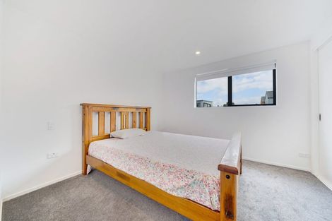 Photo of property in 1b Hamurana Place, Te Atatu Peninsula, Auckland, 0610