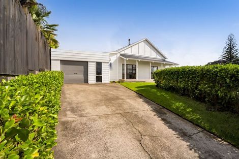 Photo of property in 15e Rospeath Crescent, Spotswood, New Plymouth, 4310